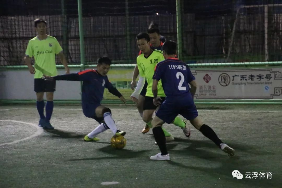  隆德罗草地滑步，女王杯半决赛惊艳全场观众