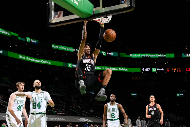  外线火力全开投射能力冠绝联盟