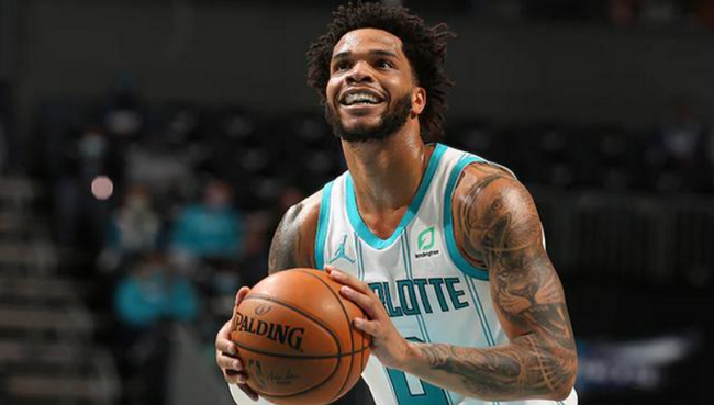  布里奇斯稳定输出太阳轻取黄蜂